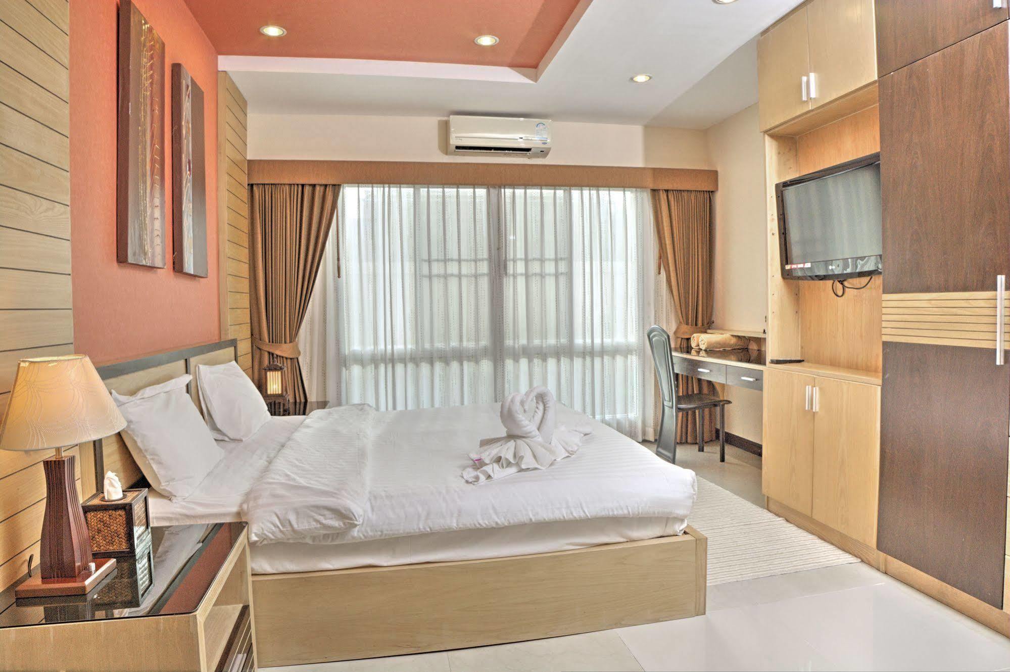Whispering Palms Suite Praia de Chaweng Exterior foto